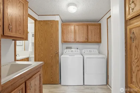 24324 9th Avenue W Bothell WA 98021