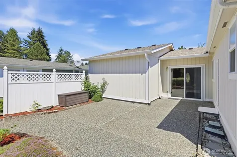 24324 9th Avenue W Bothell WA 98021