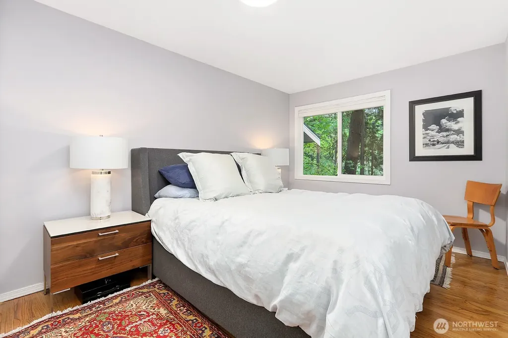 19563 38th Avenue NE Lake Forest Park WA 98155