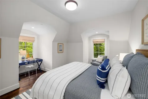 27126 SE Grand Ridge Drive Issaquah WA 98029