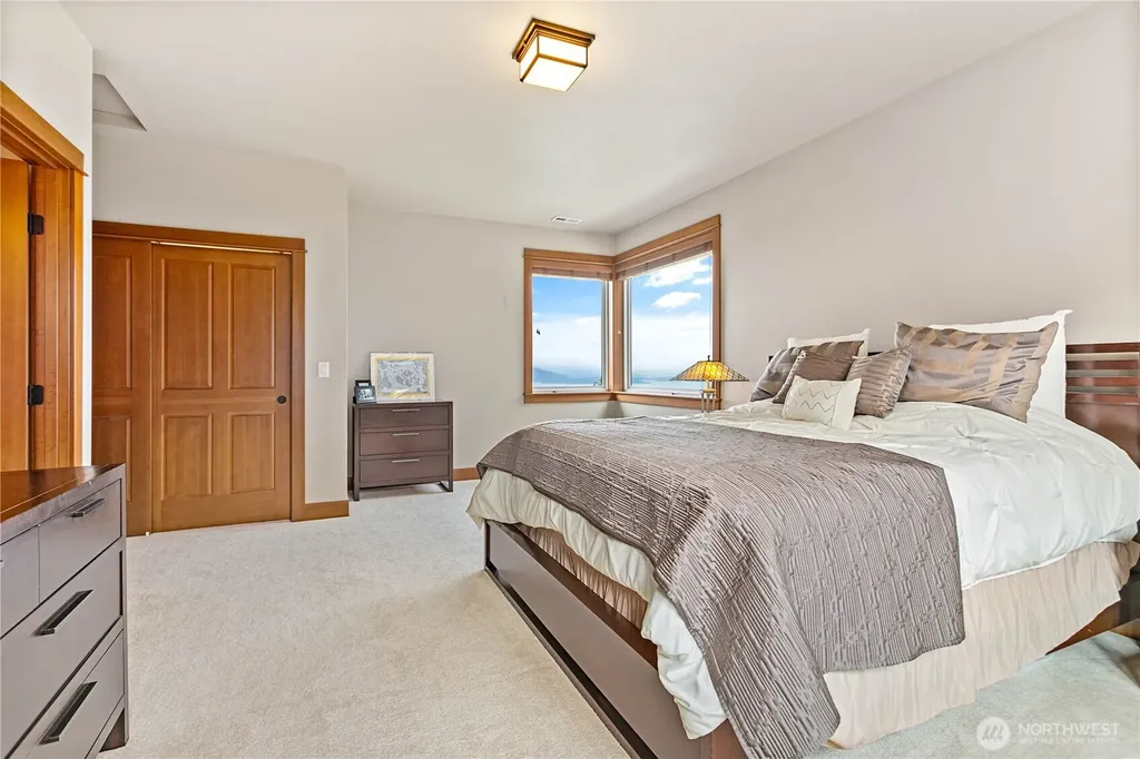 4311 Samish Crest Drive Bellingham WA 98229