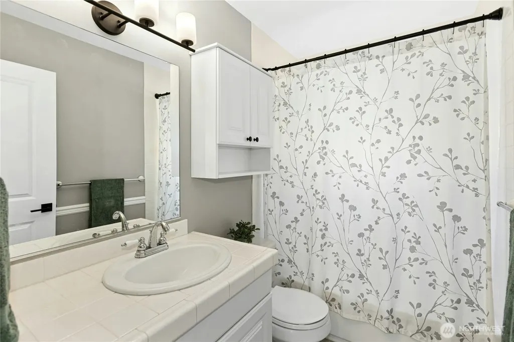 2011 145th Avenue SE Bellevue WA 98007