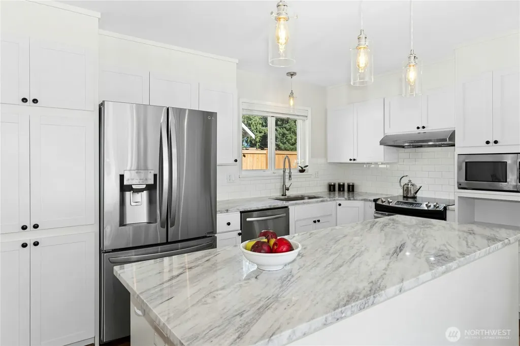 2011 145th Avenue SE Bellevue WA 98007