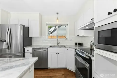 2011 145th Avenue SE Bellevue WA 98007