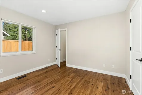 2011 145th Avenue SE Bellevue WA 98007