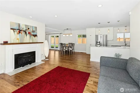 2011 145th Avenue SE Bellevue WA 98007