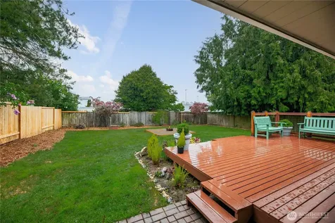 2301 Jade Avenue Everett WA 98201