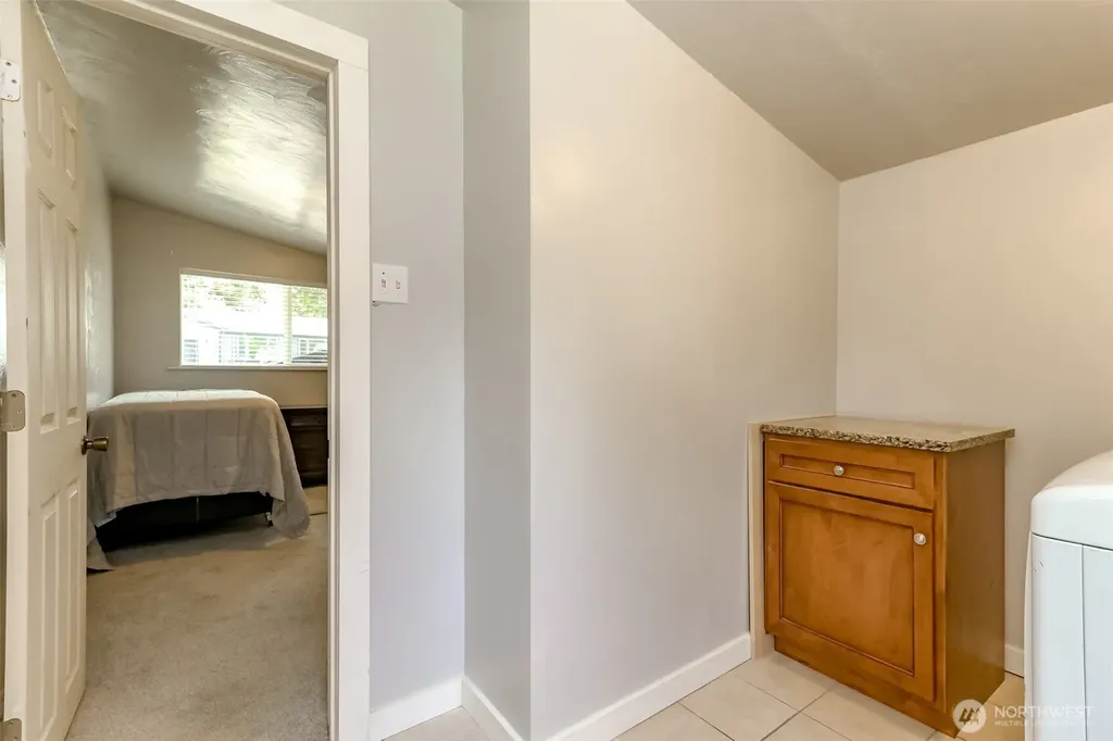 30411 12th Place SW Federal Way WA 98023