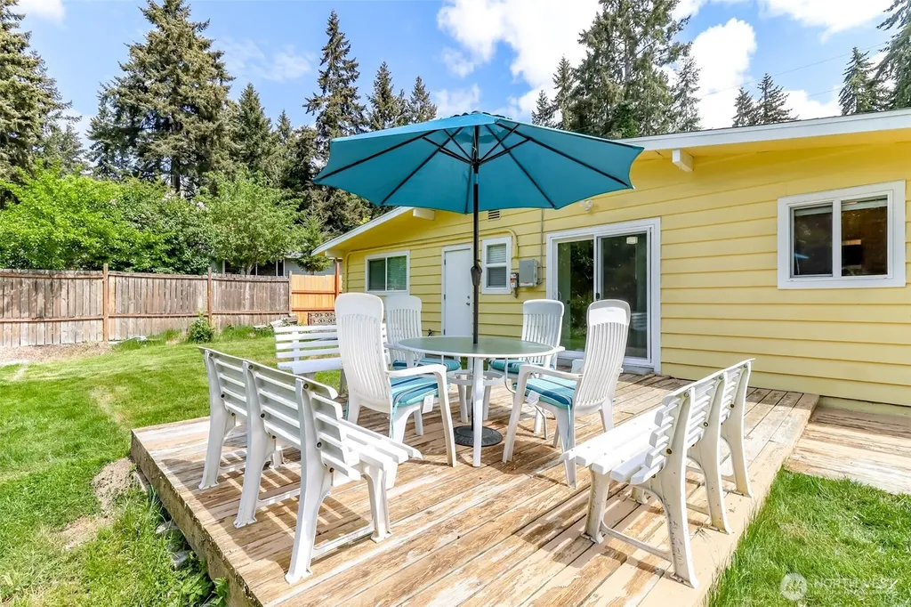 30411 12th Place SW Federal Way WA 98023