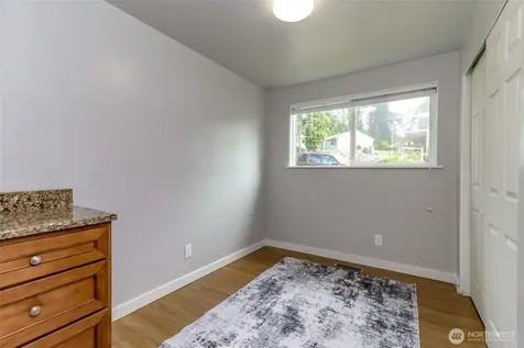 30411 12th Place SW Federal Way WA 98023