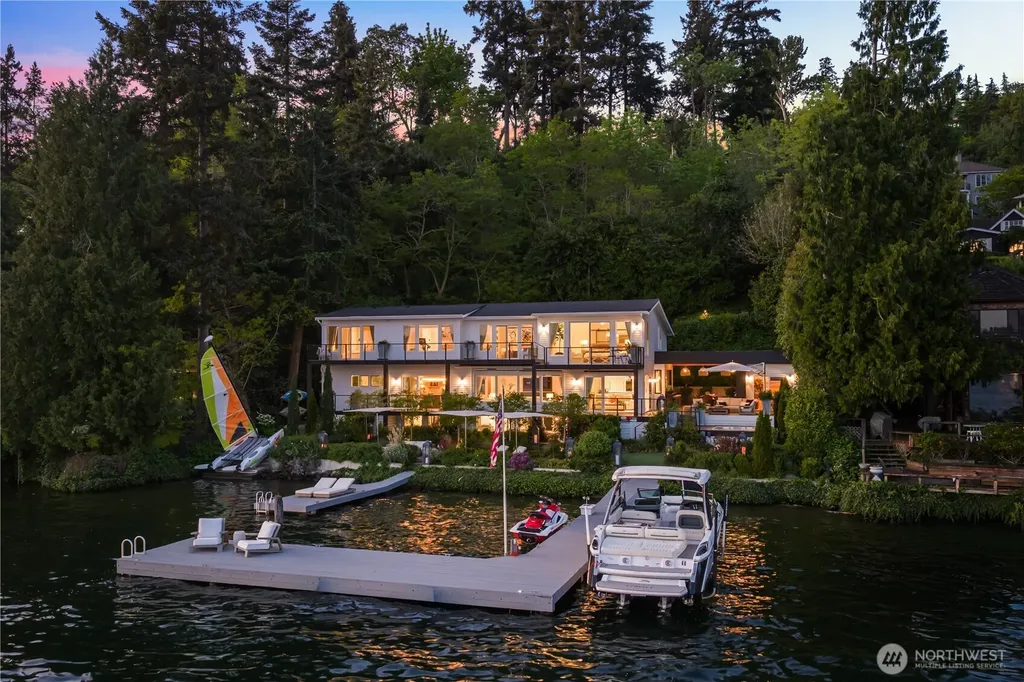 8097 W Mercer Way Mercer Island WA 98040