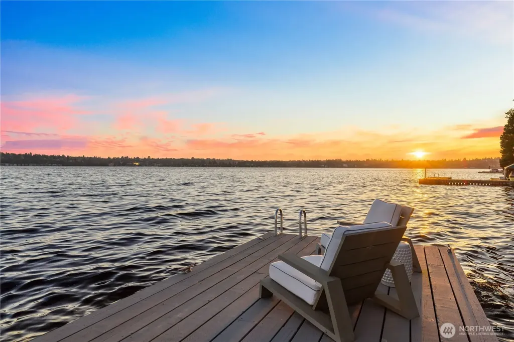 8097 W Mercer Way Mercer Island WA 98040