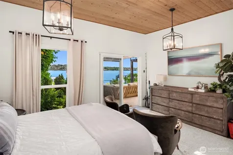 8097 W Mercer Way Mercer Island WA 98040