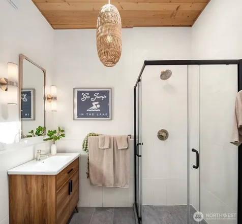 8097 W Mercer Way Mercer Island WA 98040