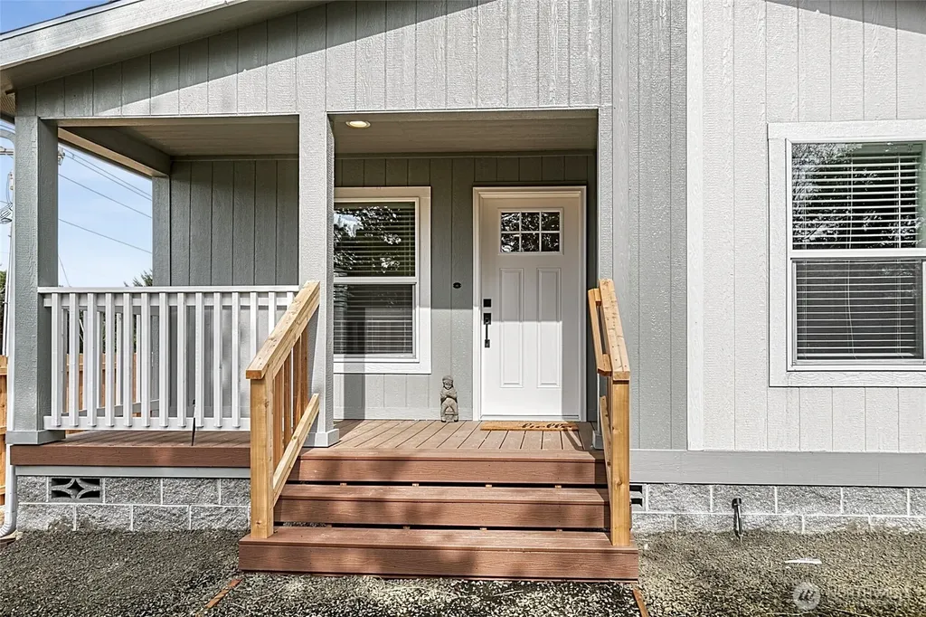300 Marine View Drive SW Ocean Shores WA 98569