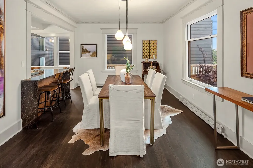 602 18th Avenue E Seattle WA 98112