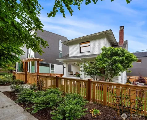 602 18th Avenue E Seattle WA 98112