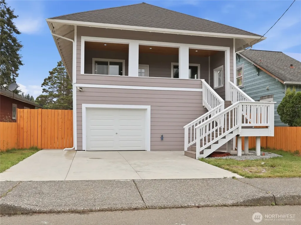 1010 Randall Street Aberdeen WA 98520