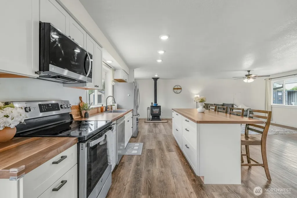 252 Eadon Road Toledo WA 98591
