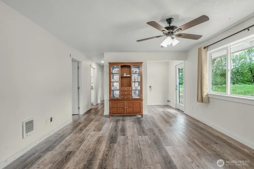 252 Eadon Road Toledo WA 98591