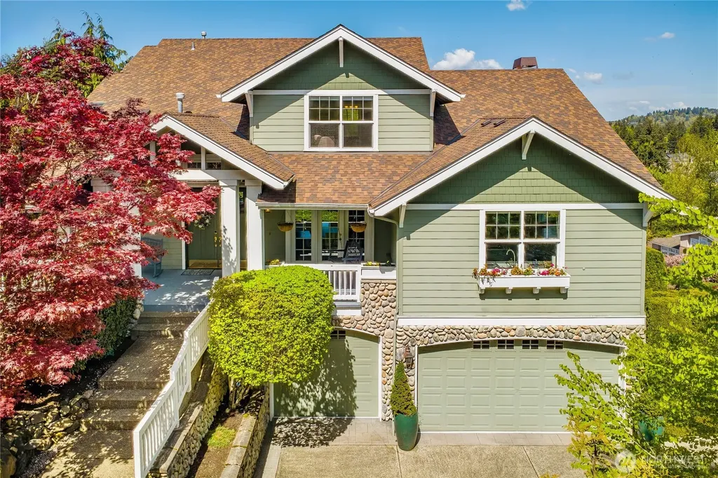 8305 144th Avenue SE Newcastle WA 98059