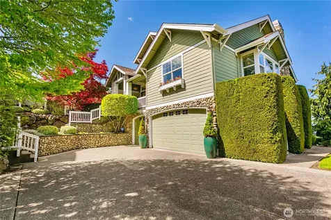 8305 144th Avenue SE Newcastle WA 98059
