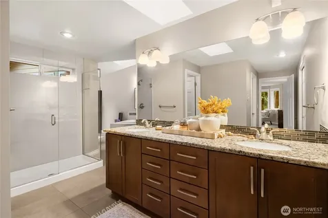 14160 171st Avenue NE Woodinville WA 98072