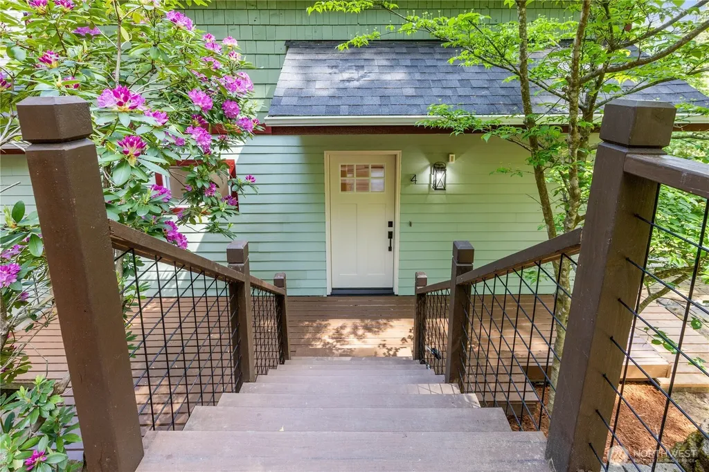 4 Gooseberry Circle Bellingham WA 98229