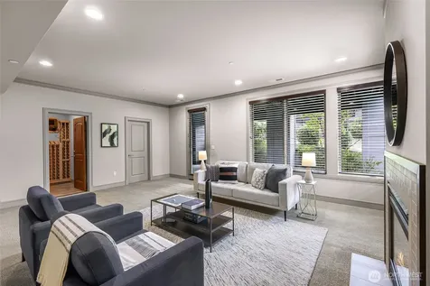 8451 SE 44th Street Mercer Island WA 98040