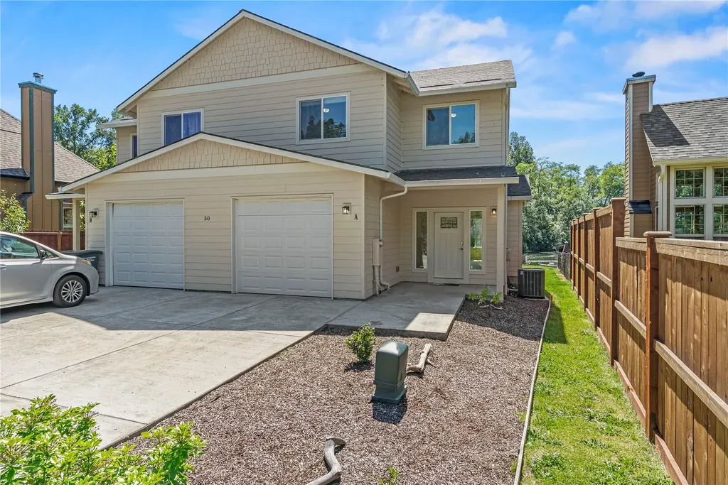50 Marina Drive Cathlamet WA 98612