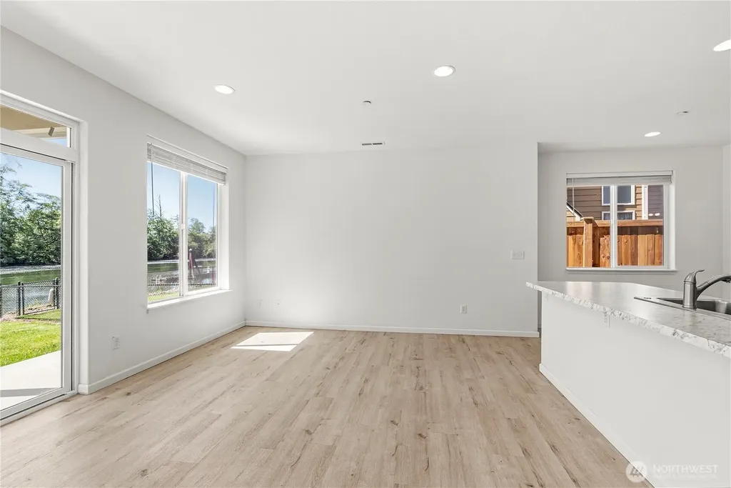 50 Marina Drive Cathlamet WA 98612