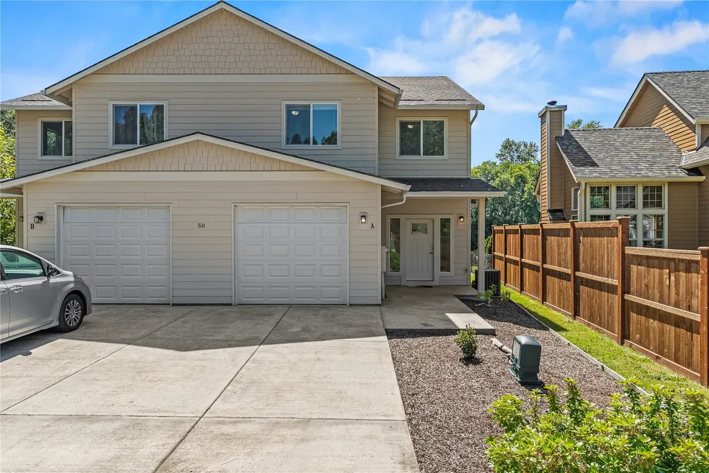 50 Marina Drive Cathlamet WA 98612