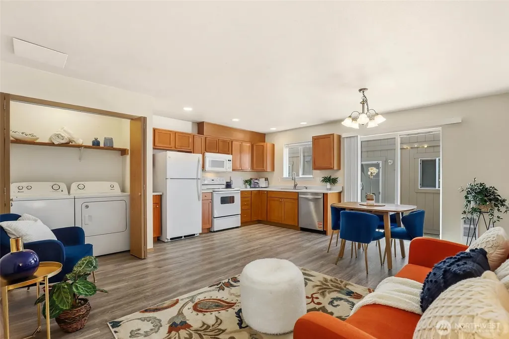 4552 S Puget Sound Avenue Tacoma WA 98409