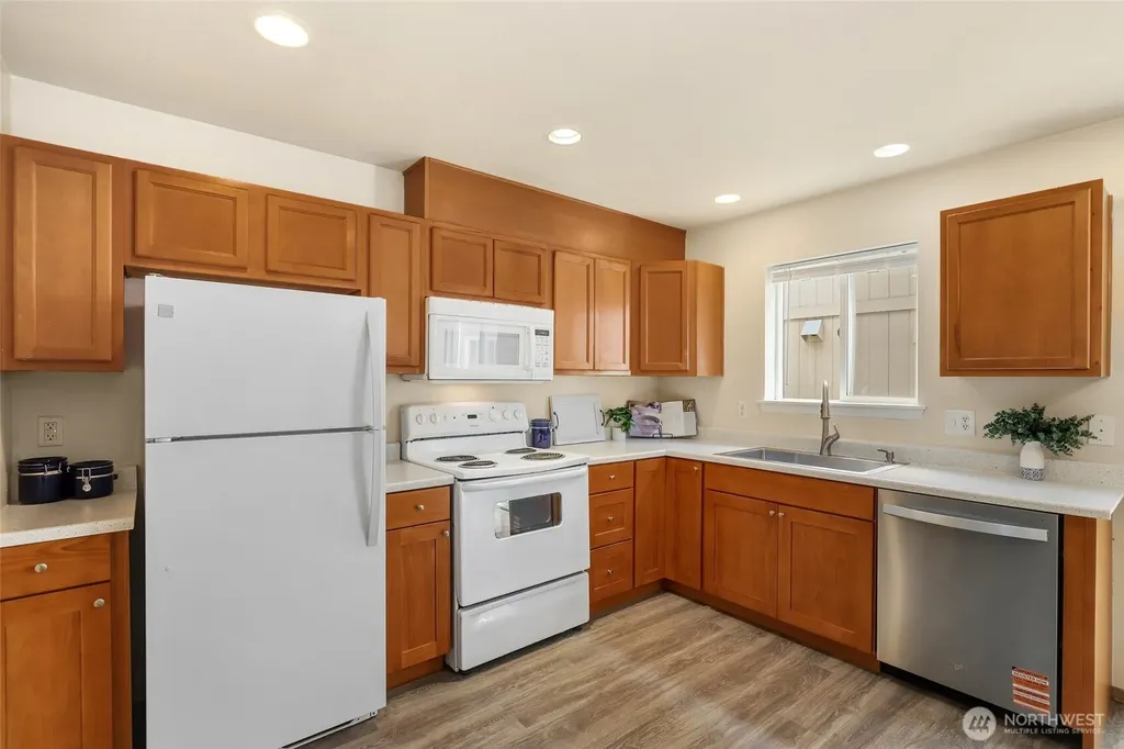 4552 S Puget Sound Avenue Tacoma WA 98409