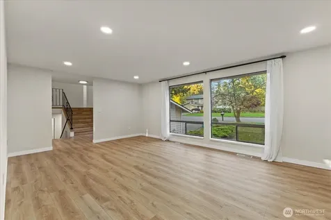 9607 122nd Avenue SE Renton WA 98056
