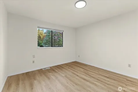 9607 122nd Avenue SE Renton WA 98056