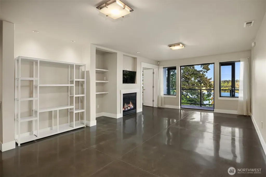 8902 NE 117th Place Kirkland WA 98034