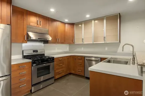 8902 NE 117th Place Kirkland WA 98034