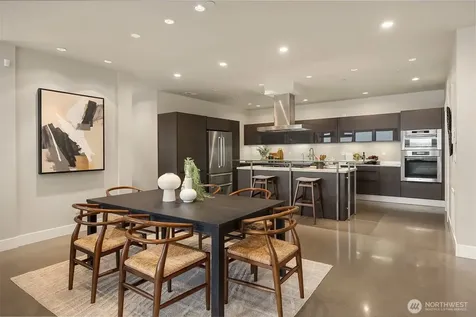 8902 NE 117th Place Kirkland WA 98034
