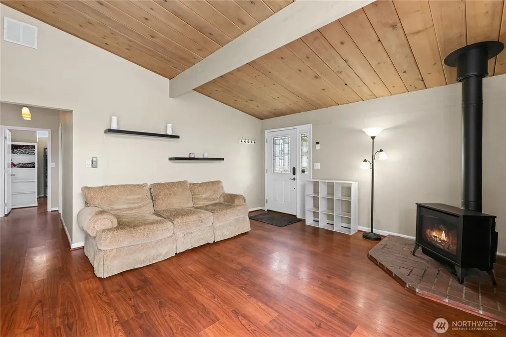 7023 126th Street E Puyallup WA 98373