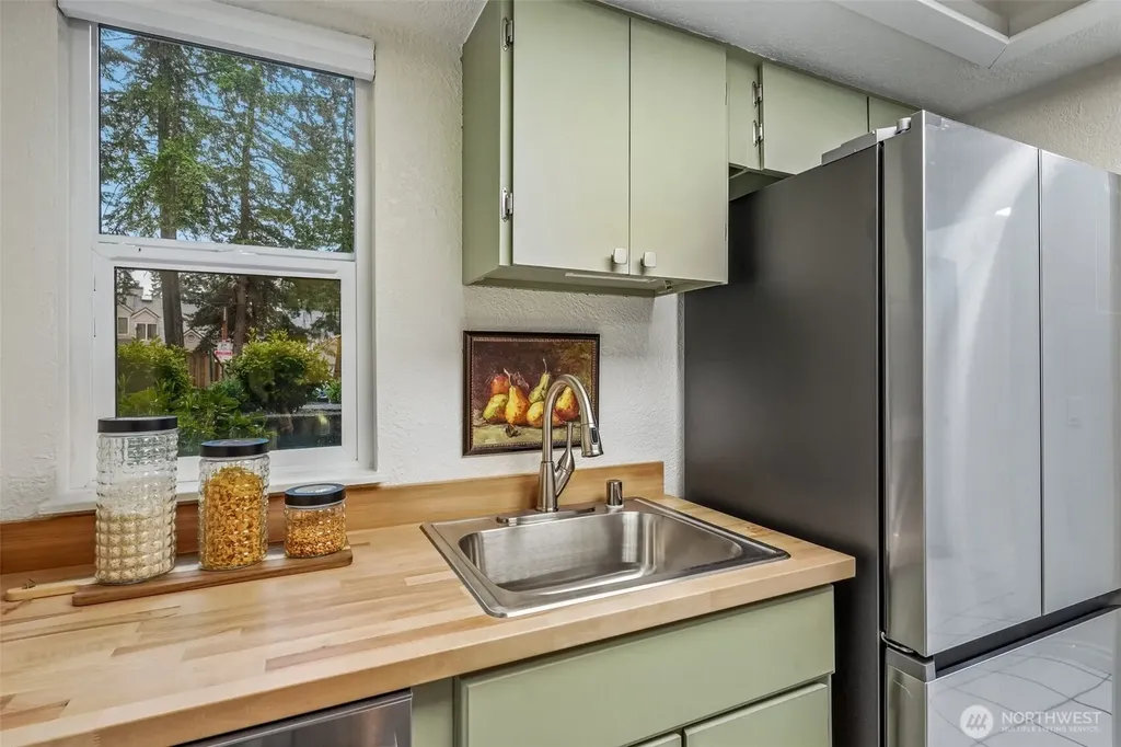 33011 18th Place S Federal Way WA 98003