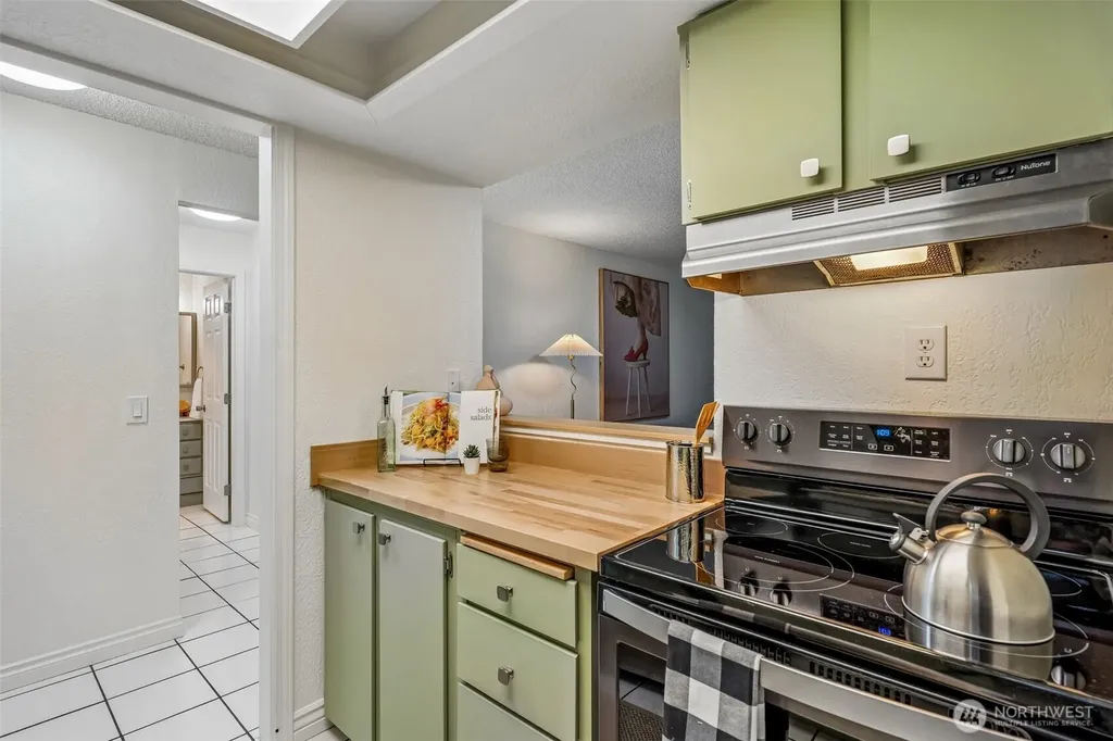 33011 18th Place S Federal Way WA 98003