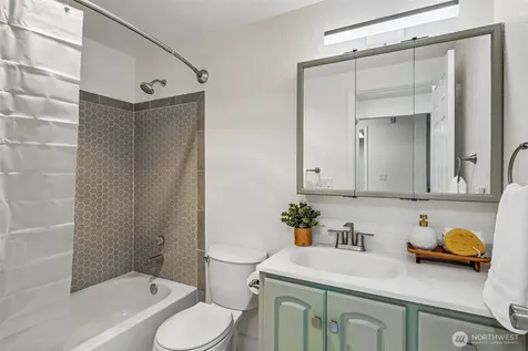 33011 18th Place S Federal Way WA 98003