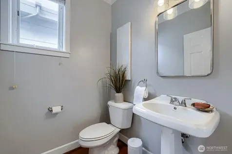 721 N 79th Street Seattle WA 98103