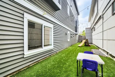 721 N 79th Street Seattle WA 98103