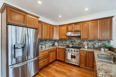721 N 79th Street Seattle WA 98103
