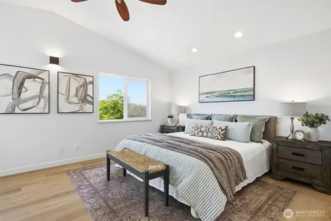 5228 23rd Avenue SW Seattle WA 98106