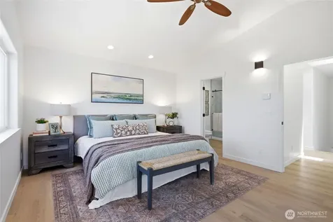 5228 23rd Avenue SW Seattle WA 98106