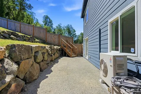 5228 23rd Avenue SW Seattle WA 98106