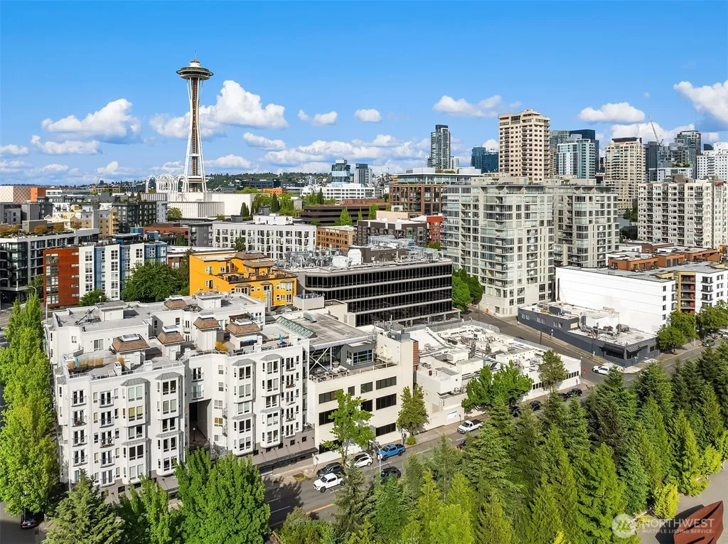 3028 Western Avenue Seattle WA 98121